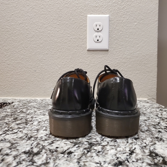 SOLD Dr. Martens Vintage Oxford - Picture 5 of 7